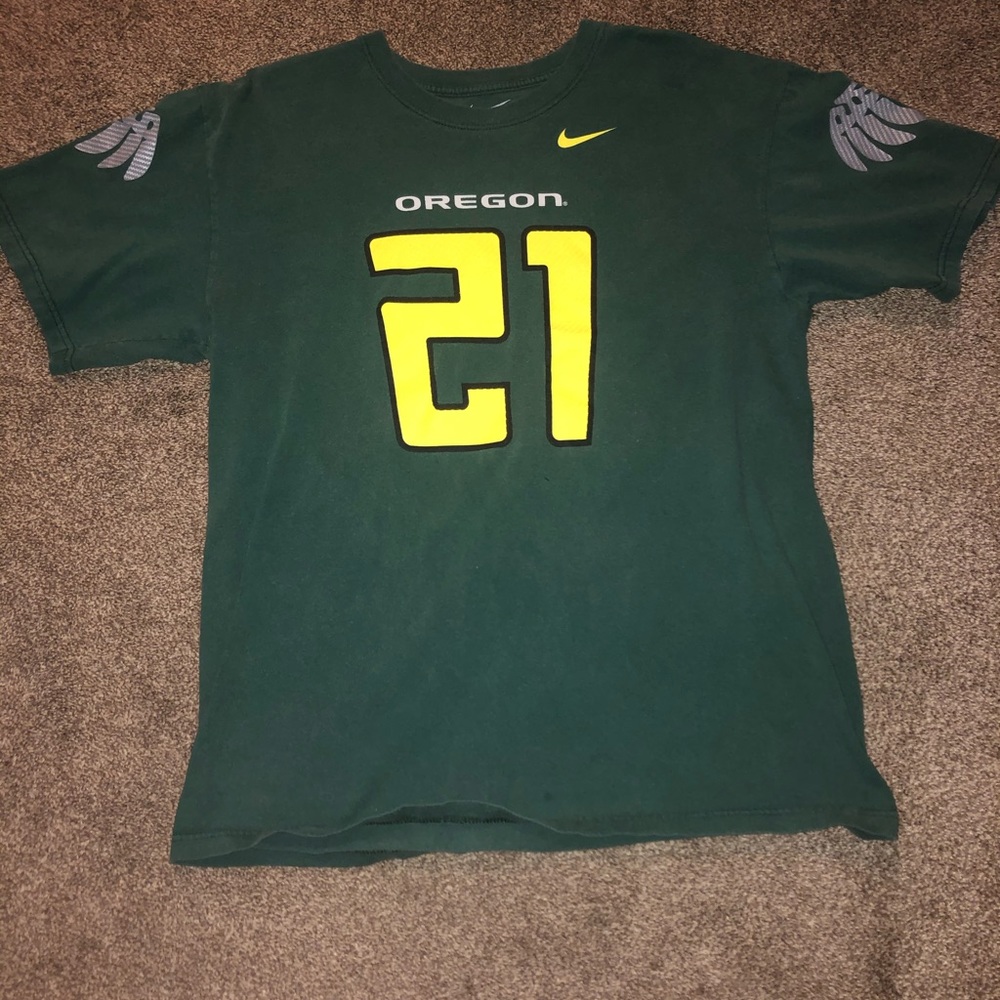 Oregon Ducks Nike Shirt SIZE M LOOSE FIT